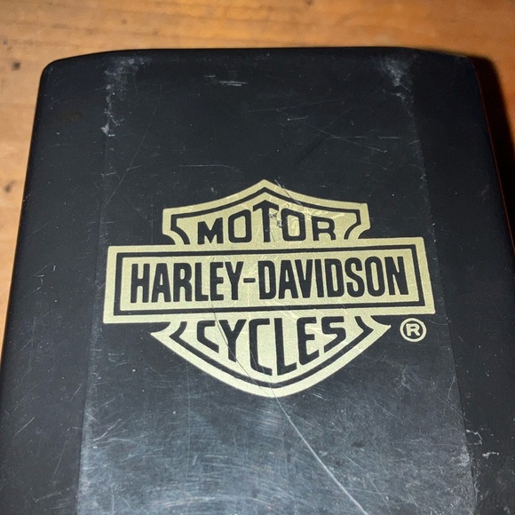 Harley-Davidson Black and Gold tone plastic box - Picture 16 of 16